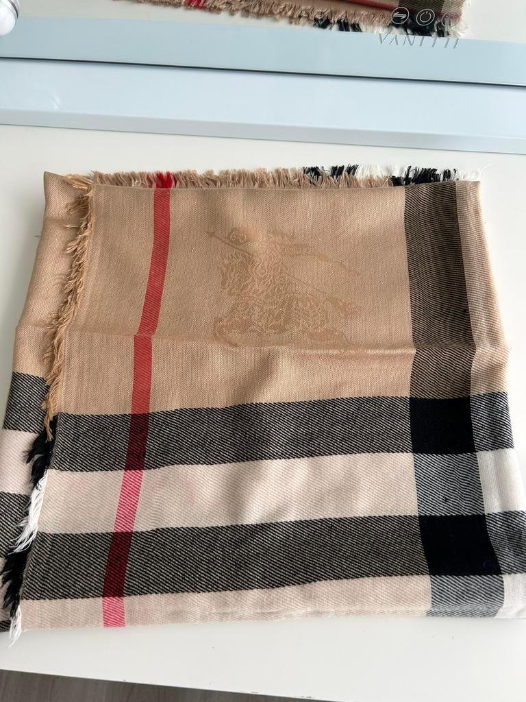 Burberry sjaal - Klassiek geruit design, Verzenden, Zo goed als nieuw, Sjaal