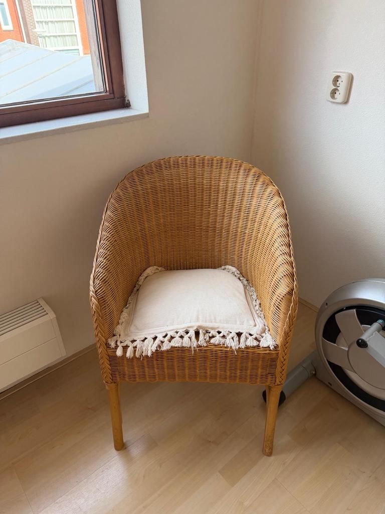 Rieten stoel, Huis en Inrichting, Fauteuils, Ophalen, Gebruikt, 50 tot 75 cm