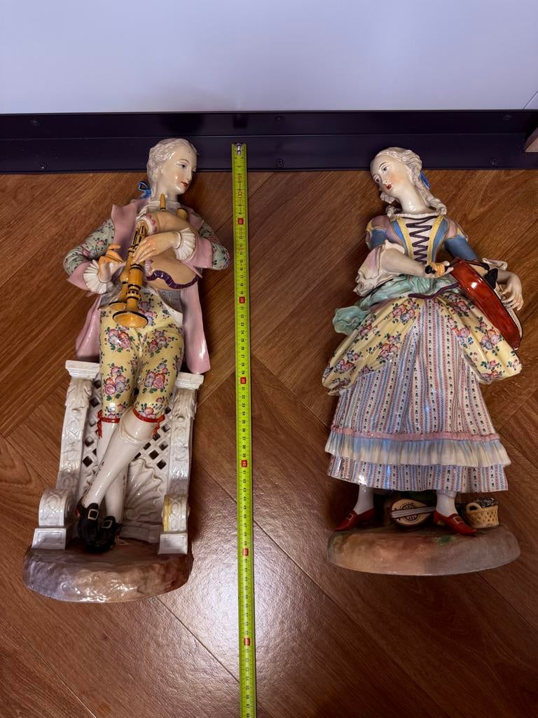 Groot paar Meissen porseleinen beelden, laat 18e eeuw, handg, Ophalen