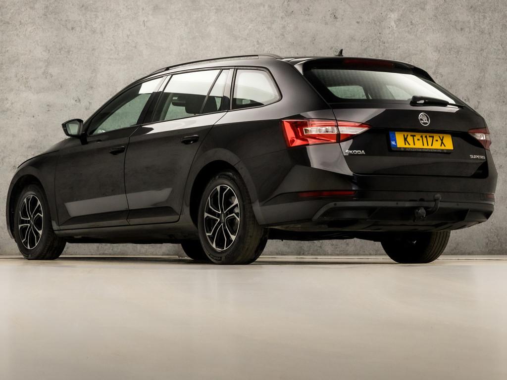 Skoda Superb Combi 1.6 TDI Sportline (GROOT NAVI, APPLE CARP, Auto's, Skoda, 12 maanden, Stof, 4 cilinders, Zwart