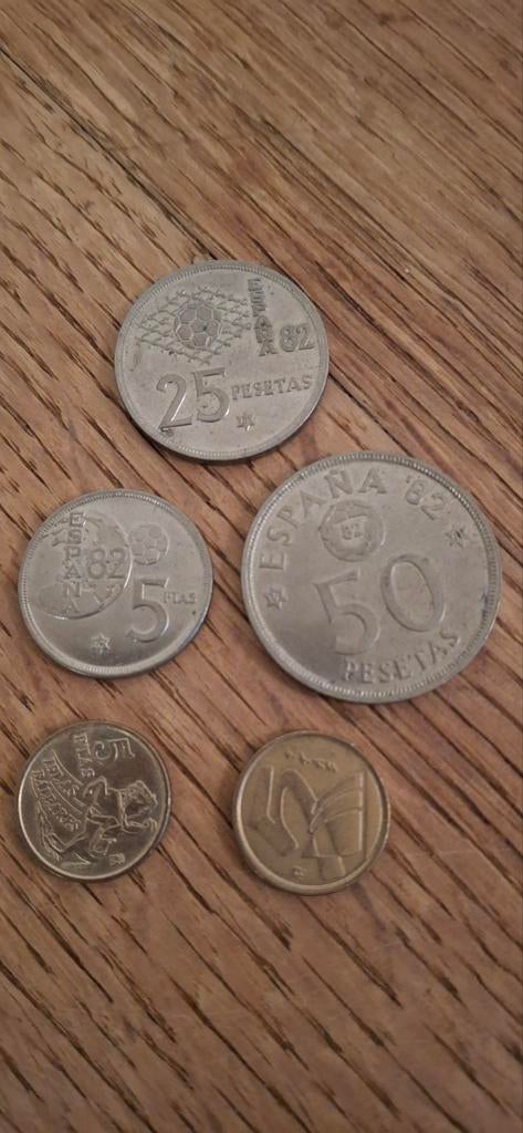 Spaanse munten uit 1982, Ophalen of Verzenden, Overige landen, Losse munt
