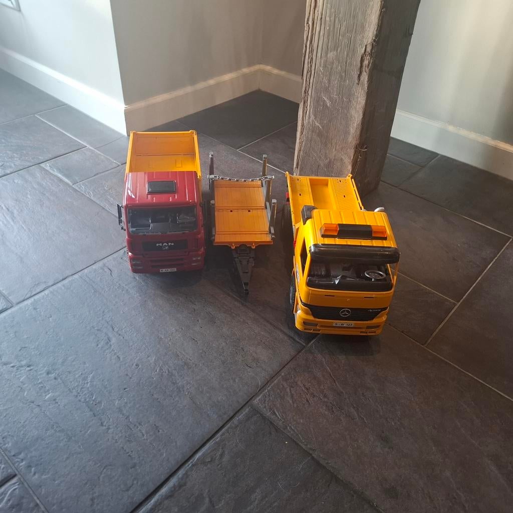 Bruder vracht/kiepwagen bomenwagen, Ophalen of Verzenden, Zo goed als nieuw