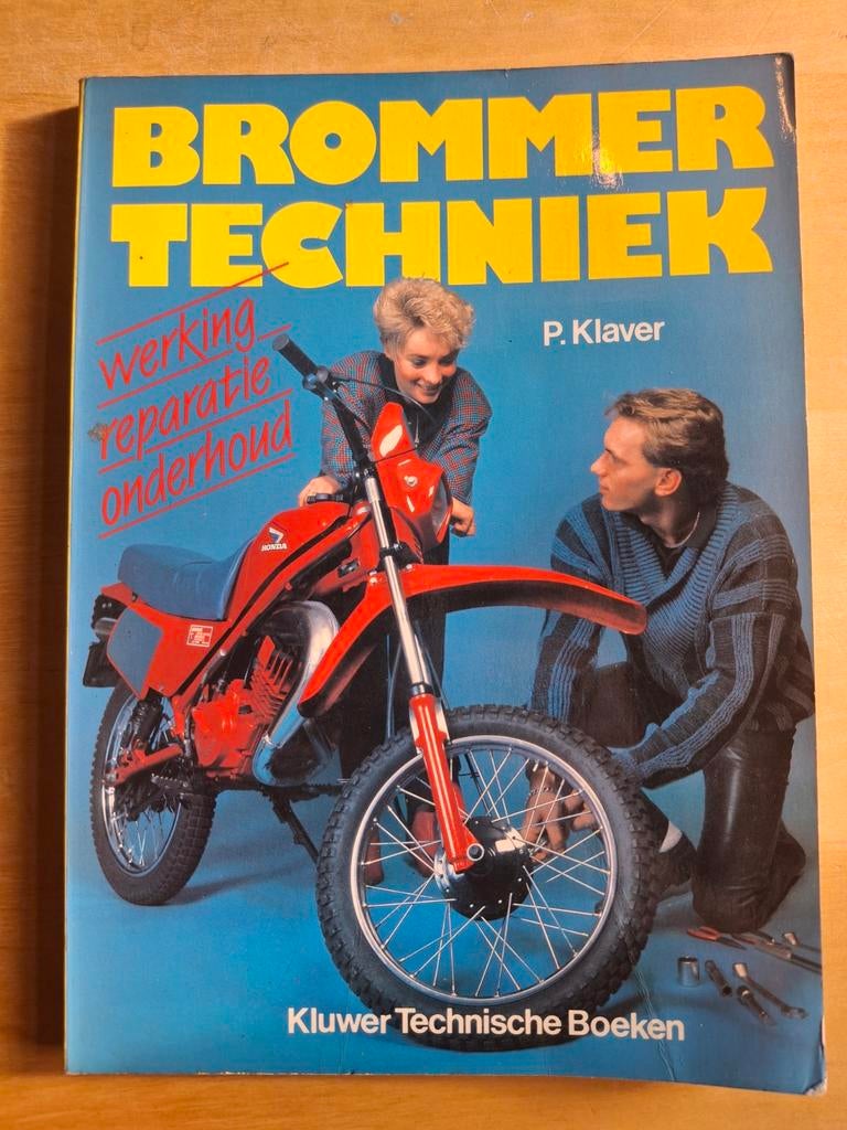 Brommer techniek P. Klaver Werking reparatie onderhoud., Boeken, Ophalen, Zo goed als nieuw