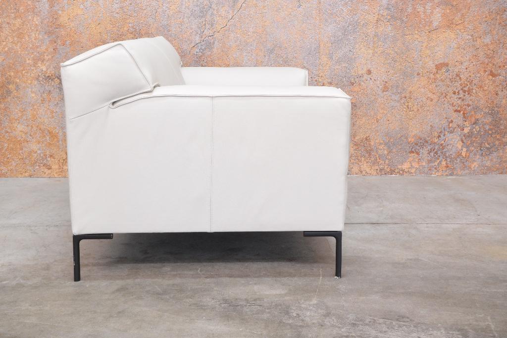 NIEUWbeklede witte leren Design on Stock Bloq loveseat, Eenpersoons, Design on Stock, 150 tot 200 cm, Design on Stock