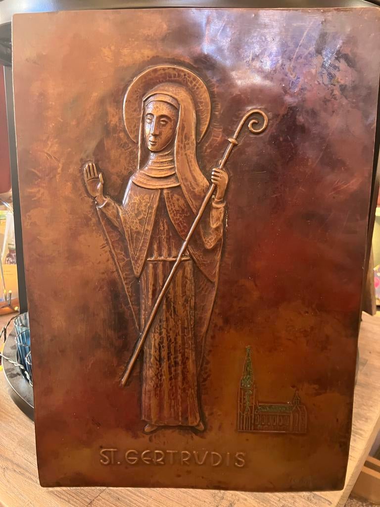 Koperen reliëf Sint Gertrudis - Religieuze kunst, Antiek en Kunst, Antiek | Religie, Ophalen of Verzenden