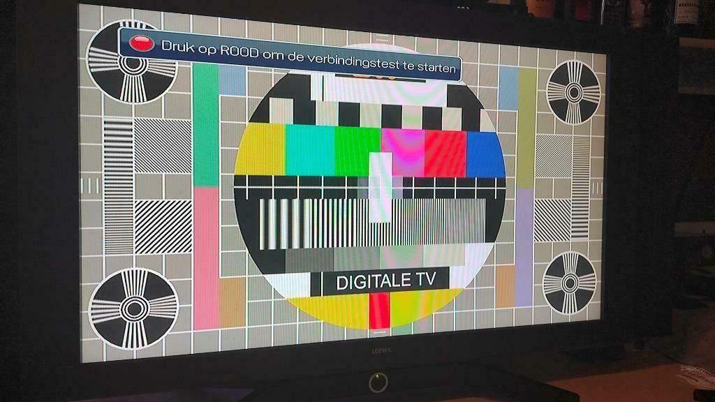 Loewe tv (Concept L32), 50 Hz, 80 tot 100 cm, Ophalen, Overige merken