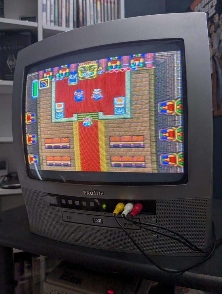 Proline CRT tv met meubel., Ophalen, Overige merken