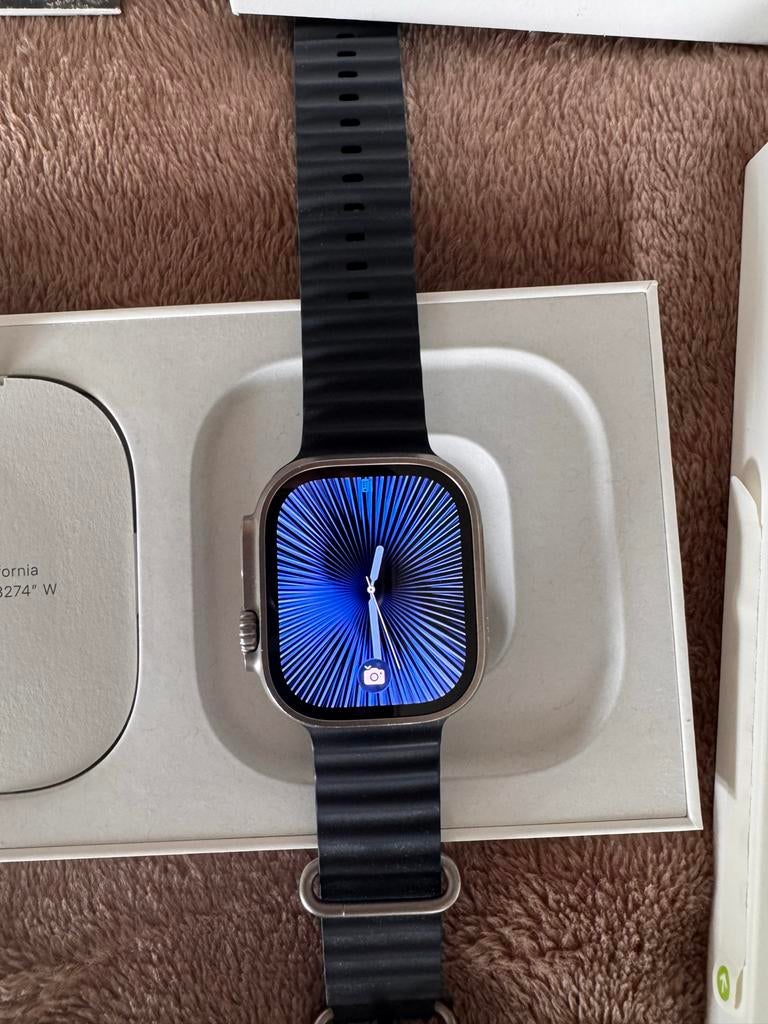 Apple Watch Ultra (1e gen) 49mm Titanium, Ophalen, IOS, Zo goed als nieuw, Waterdicht