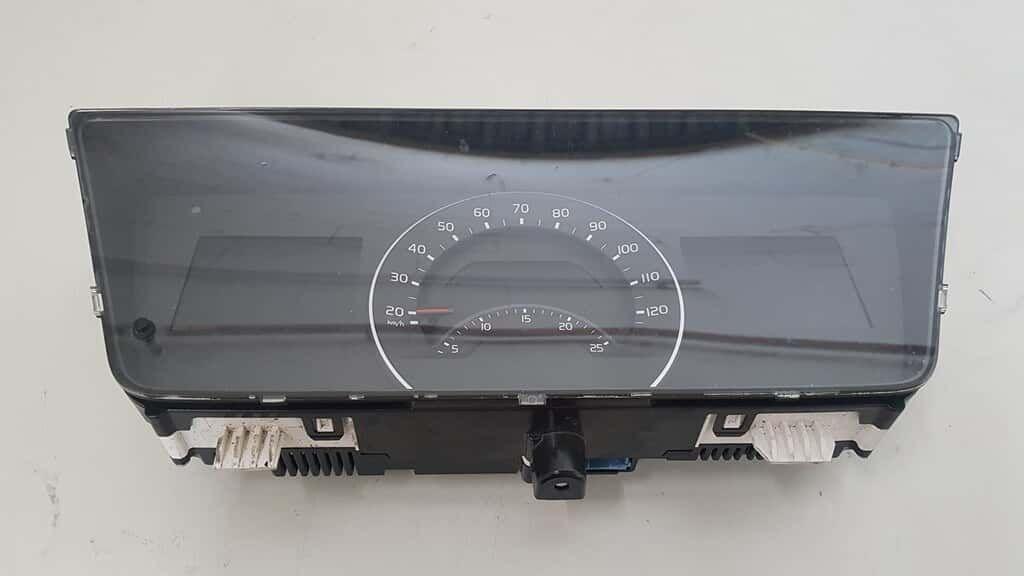 VOLVO FH4-FM4 COMBIPANEEL + STATIE 150,-EUR 22038170U, Gebruikt, -, -, Ophalen of Verzenden