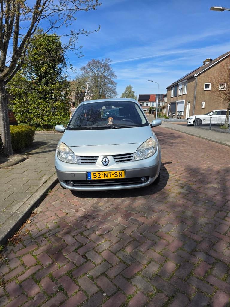 Renault Scénic 2.0 16V 99KW Euro3 2004 Grijs, 1998 cc, Stof, Airbags, 4 cilinders