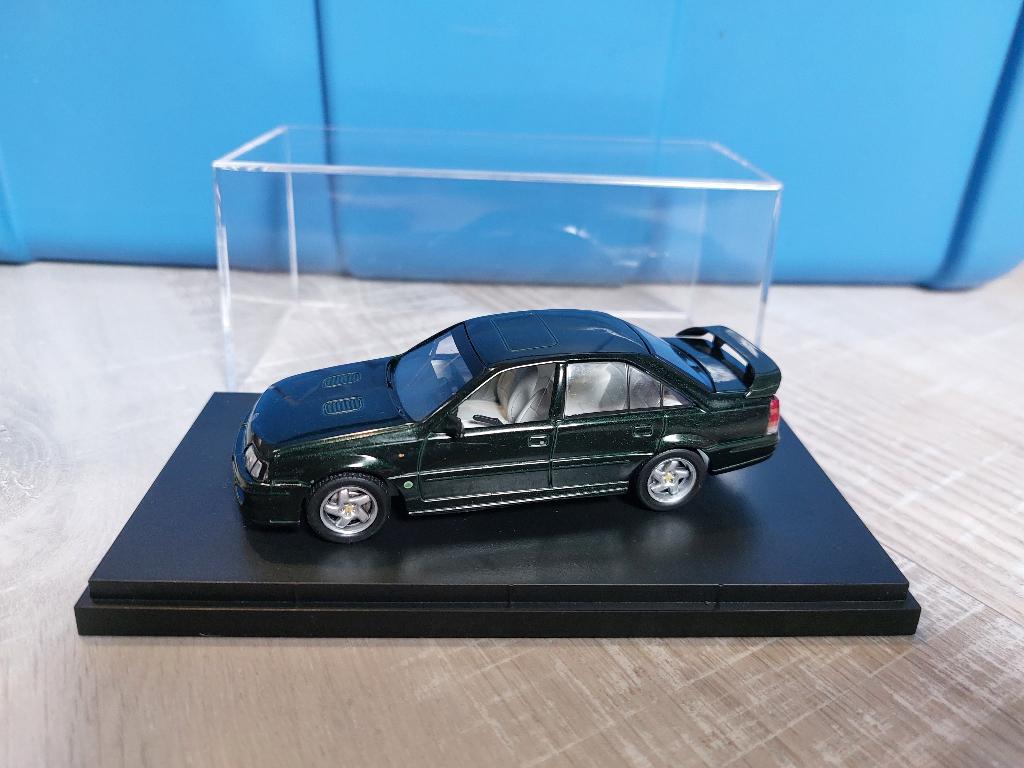 Opel Lotus Omega GTI 1989 - 1992 IXO Altaya Opel Coll. 1:43, Ophalen of Verzenden, Zo goed als nieuw, Auto, Overige merken