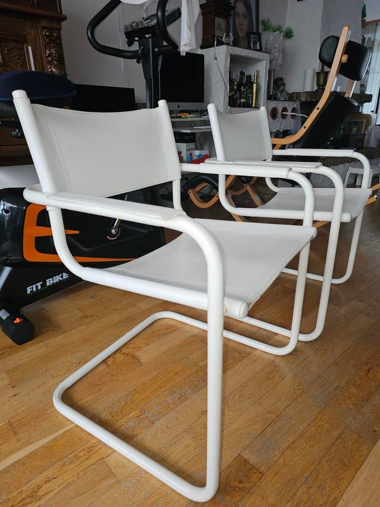 2 Bauhaus design stoelen Mart Stam - Buisframe wit leer, Huis en Inrichting, Stoelen, Gebruikt, Twee, Leer, Metaal, Wit, Ophalen of Verzenden
