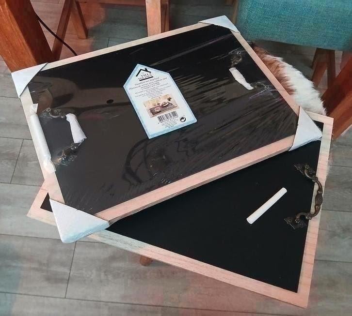 Nieuw: 1 dienblad krijtbord 30x40 cm zwart hout - krijt bord, Ophalen, Nieuw, Rechthoekig, Hout