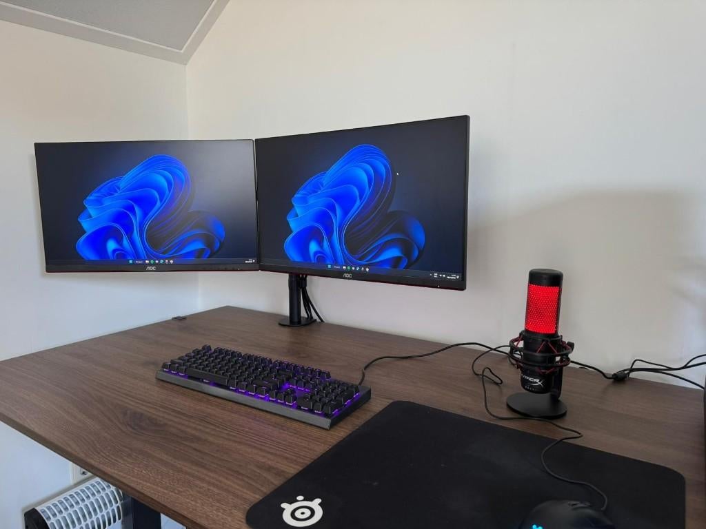 Complete gaming setup - PC + 2x 144Hz Monitor + peripherals, Computers en Software, Desktop Pc's, Zo goed als nieuw, 4 Ghz of meer