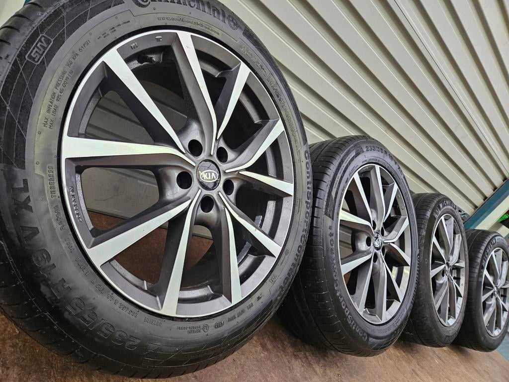 19 inch Kia Sorento Hyundai SantaFe Tucson Mazda CX velgen, 19 inch, Gebruikt, Ophalen of Verzenden, 235 mm