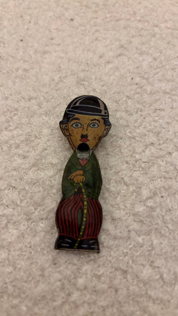 Charlie chaplin fluitje blik Japan Whistle, Antiek en Kunst, Ophalen of Verzenden