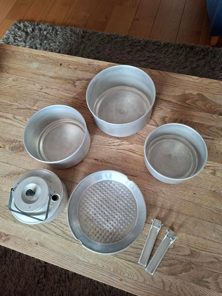 Lichtgewicht pannenset voor de camping, Ophalen of Verzenden, Zo goed als nieuw