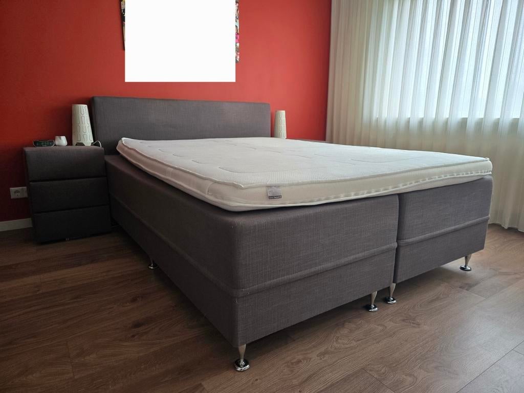 2-persoons boxspring (Swiss Sense) 210x160 te koop, Ophalen, Gebruikt, 210 cm, Tweepersoons