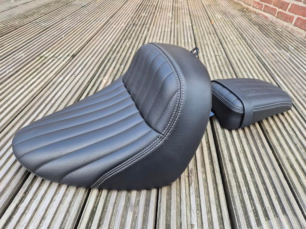 Nieuw zadel streetbob 2018 tm 2025, Motoren, Onderdelen | Harley-Davidson, Ophalen of Verzenden, Nieuw