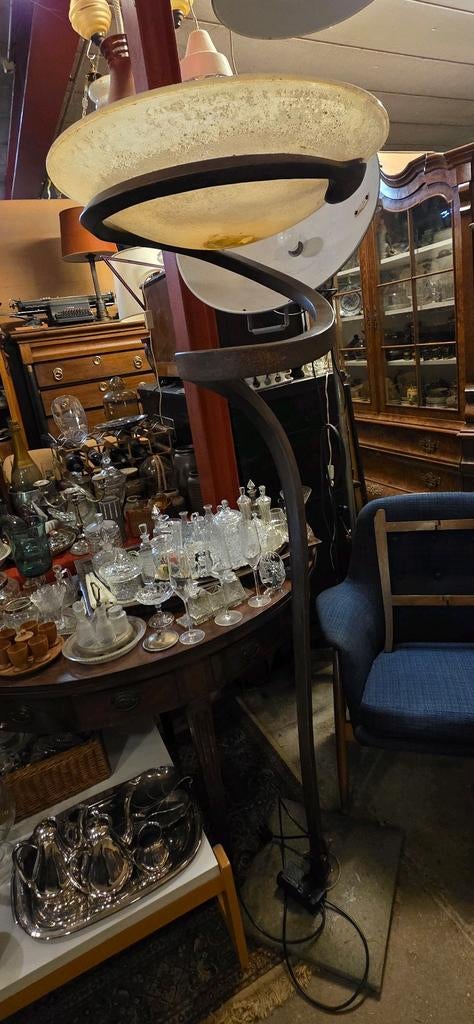 Sergio Tanzani Piatana vloerlamp met glazen schaal, Antiek en Kunst, Ophalen