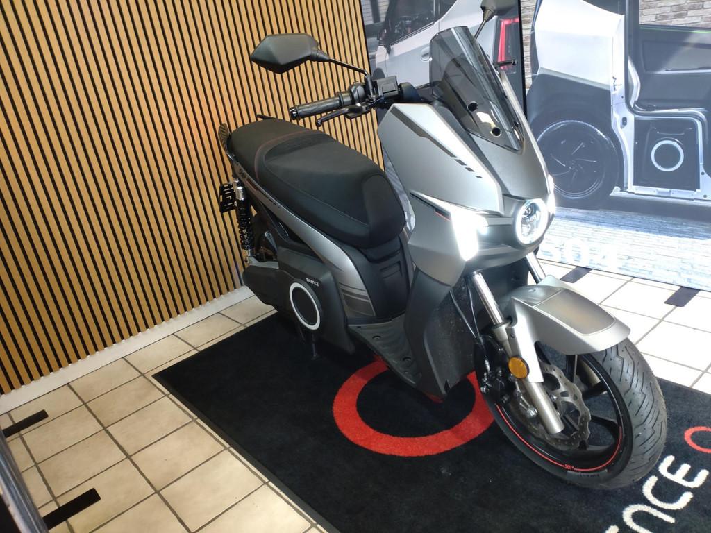 Silence Scooter S01+ elektrische motorscooter DEMO, Scooter, Bedrijf, 11 kW of minder, LED Verlichting