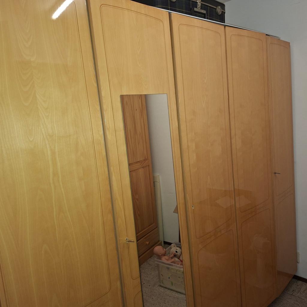 Houten kledingkast met spiegel, Ophalen, Gebruikt, 200 cm of meer, 150 tot 200 cm