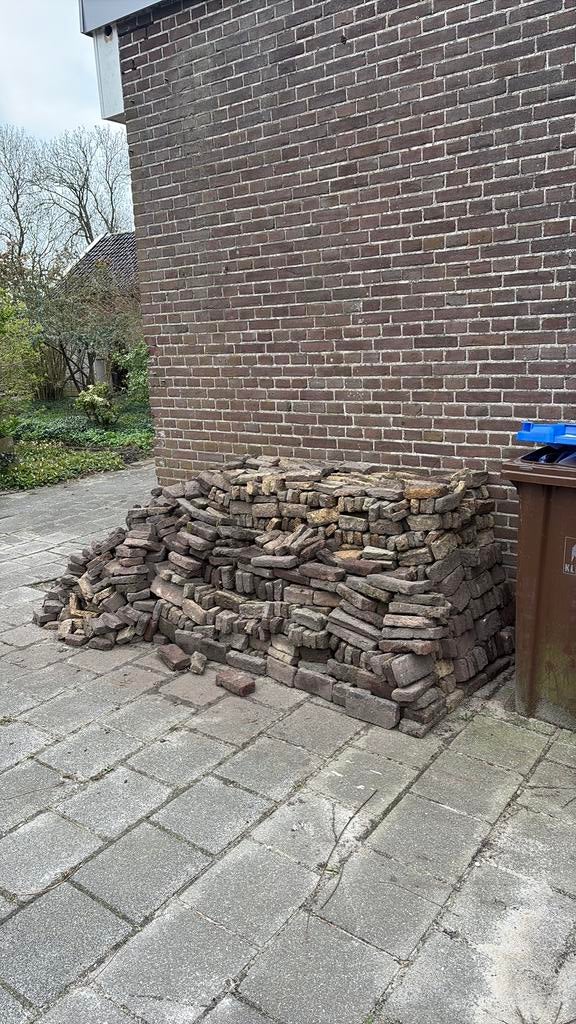 Gratis: Antieke klinkertjes, Tuin en Terras, Tegels en Klinkers, Ophalen, Gebruikt, Keramiek, Klinkers