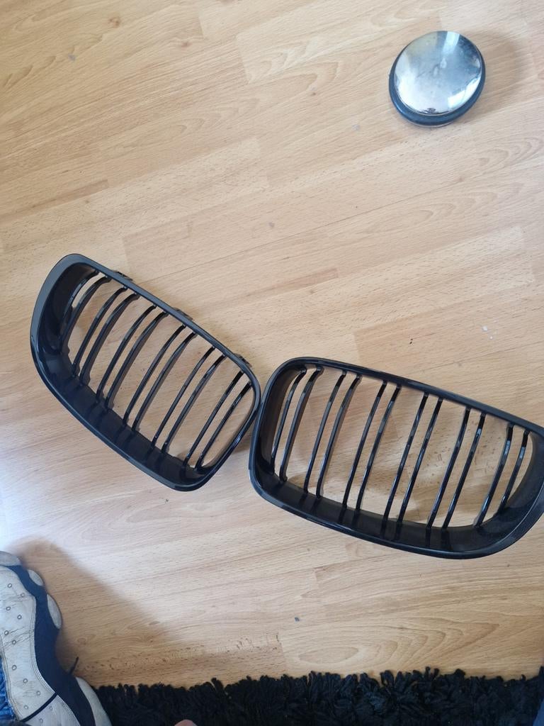BMW 1 serie zwarte grill  118i e87, Ophalen of Verzenden