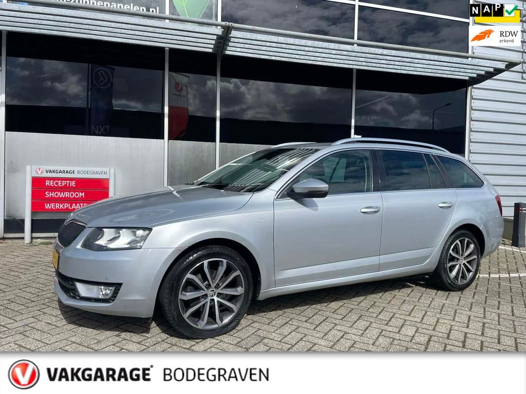 Skoda Octavia Combi 1.6 TDI Greentech Edition Businessline, 1227 kg, Stof, Gebruikt, 4 cilinders