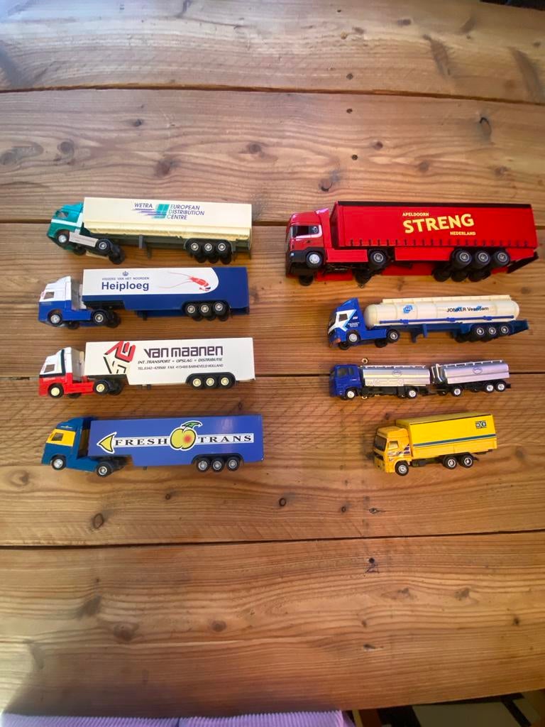 Set van 8 diverse model vrachtwagens, Overige merken, Gebruikt, 1:32 tot 1:50, Ophalen of Verzenden