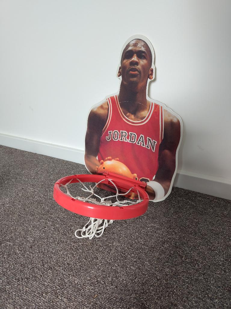 Te koop aangeboden: Michael Jordan mini basket., Sport en Fitness, Basketbal, Ophalen of Verzenden, Ring, Bord of Paal