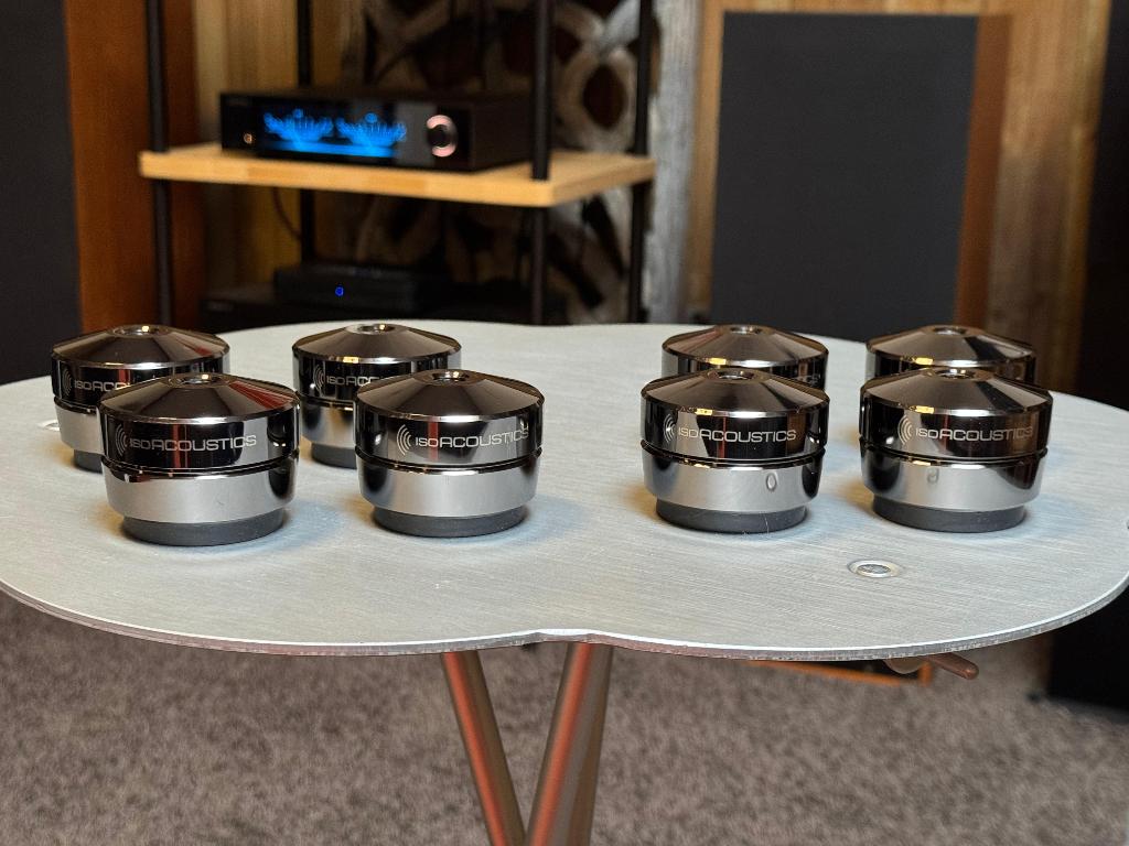 IsoAcoustics Gaia I / Occasion set (8 st.), Overige merken, Gebruikt, Ophalen of Verzenden, Minder dan 60 watt