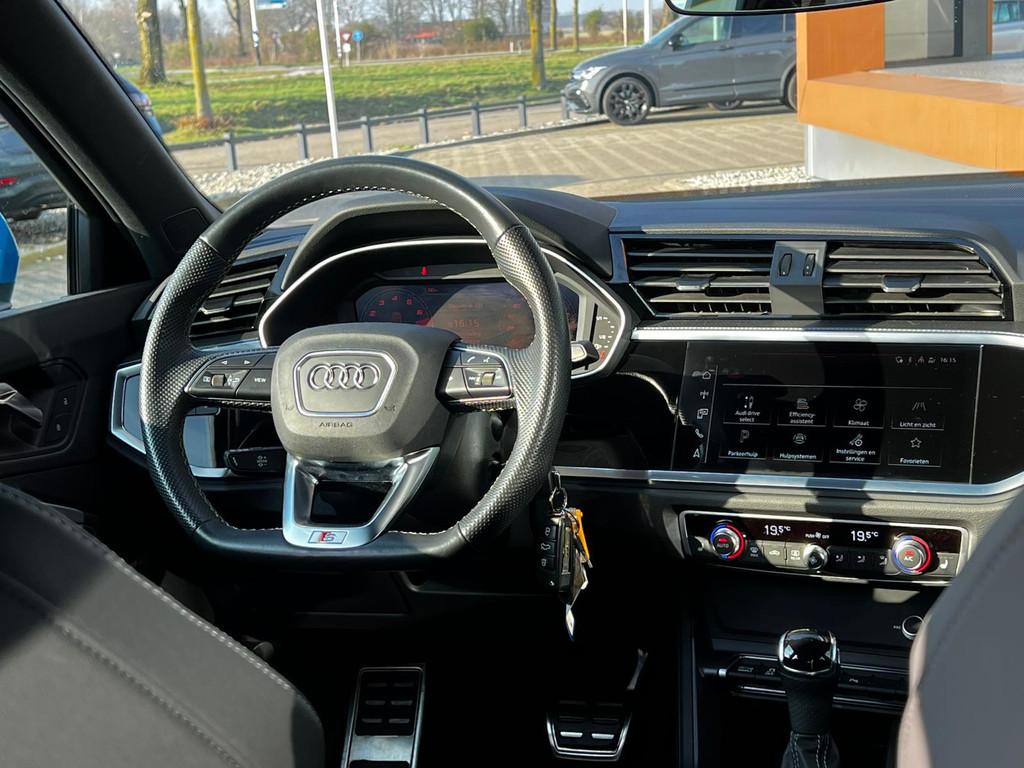 Audi Q3 Sportback 35 TFSI S Edition, Euro 6, 4 cilinders, 150 pk, Leder en Stof