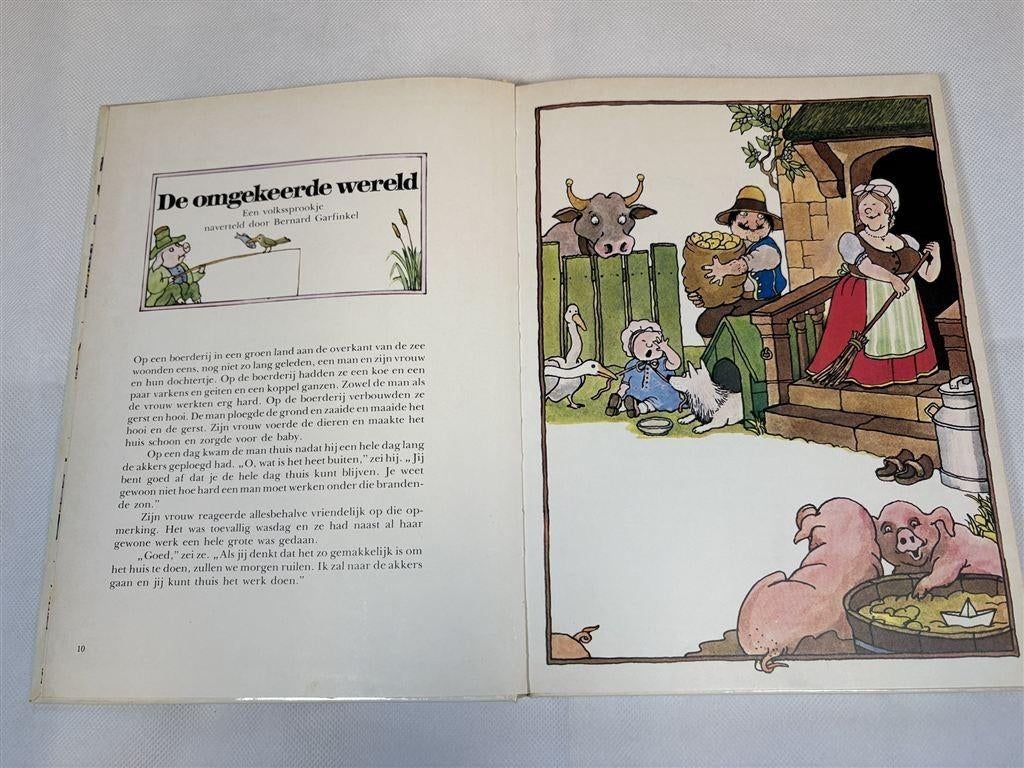 Tomi Ungerer: Sprookjes [1975] — Vintage — Met Roodkapje, Ophalen of Verzenden, Gelezen