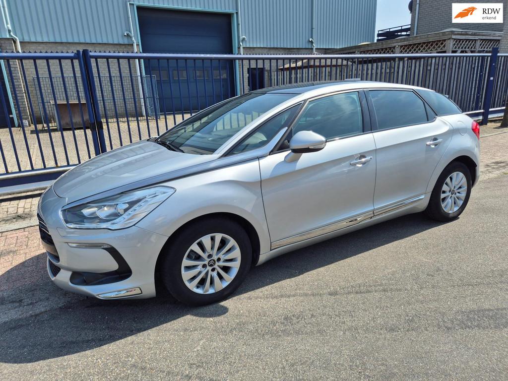 Citroen DS5 1.6 BlueHDi Business Executive *LEER*NAVI*17 INC, Voorwielaandrijving, 745 kg, Gebruikt, 4 cilinders