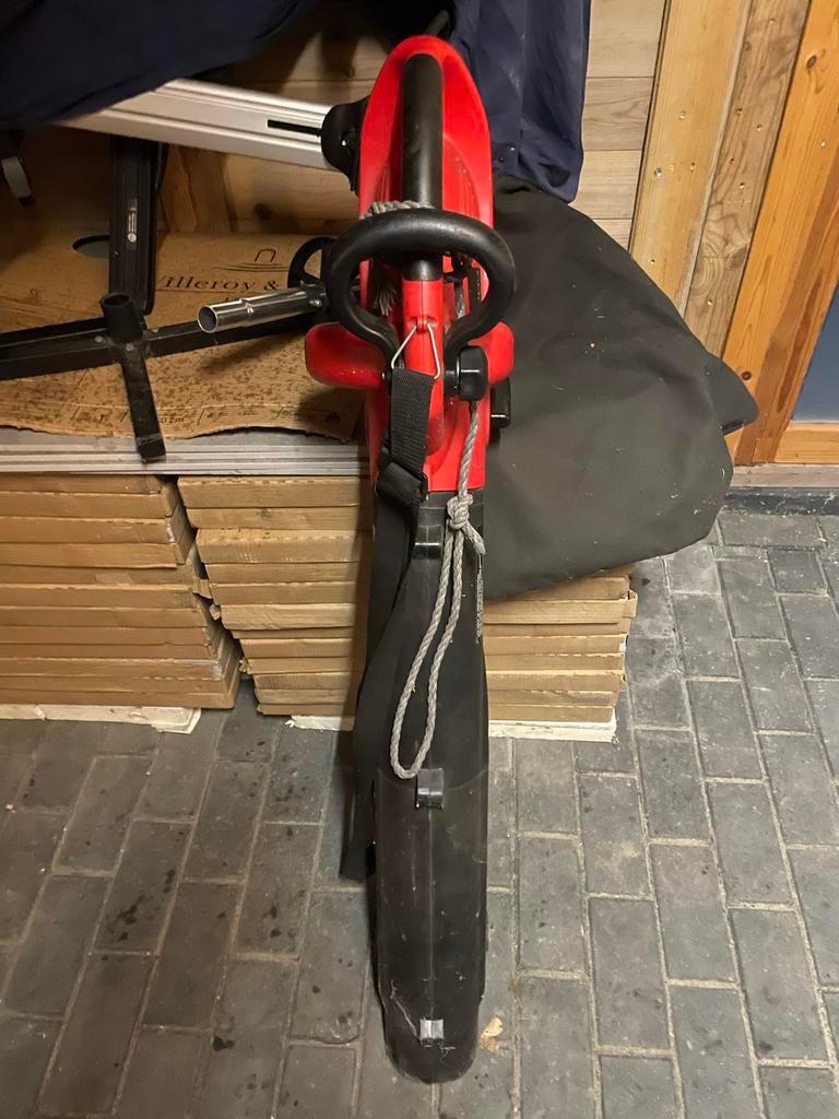 Gamma Bladblazer BR-25V - 2500W met zuigfunctie, Gebruikt, Handgedragen, Ophalen of Verzenden, Met opvangzak