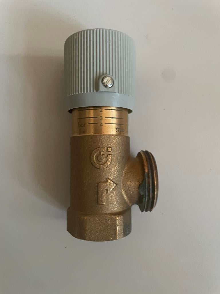 Caleffi drukverschilregelaar 3/4” instelbaar 100-400 kPa, Gebruikt, Minder dan 30 cm, Overige typen, Minder dan 60 cm