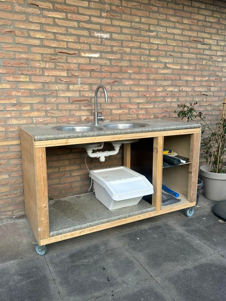 Tijdelijke keuken op wieltjes, Ophalen, Zo goed als nieuw, Gas