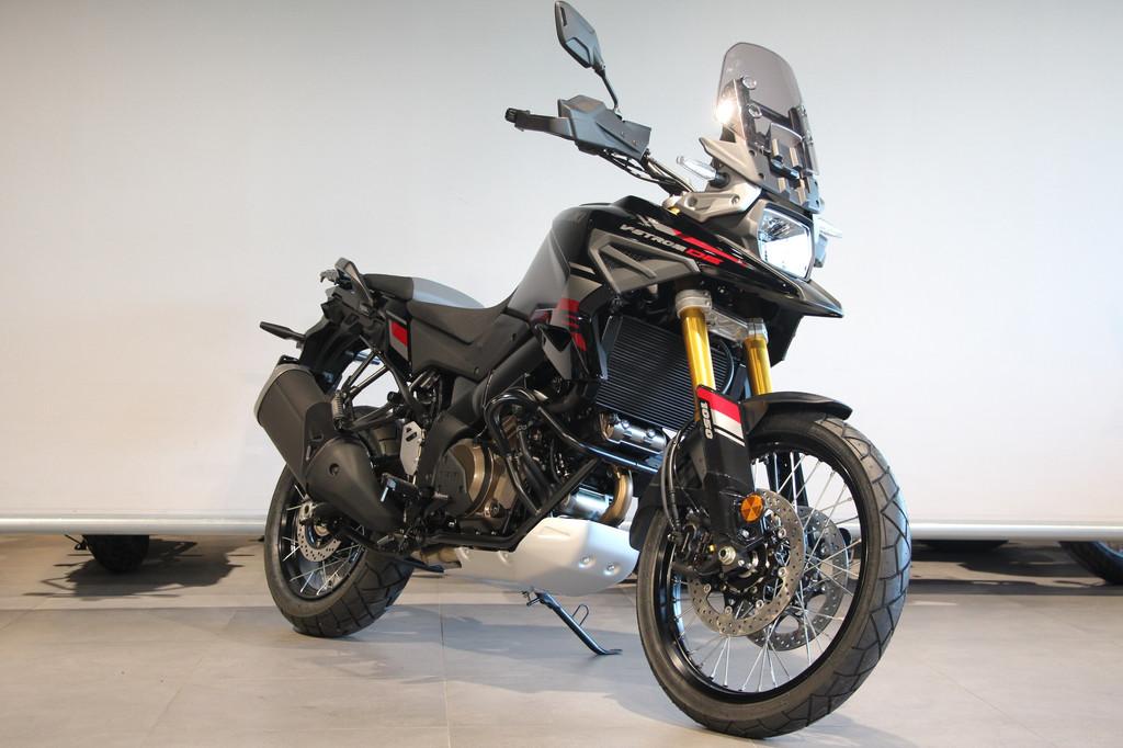 Suzuki V-STROM 1050 DE (bj 2026), Lange Dreef 12
4131 NH  VIANEN UT, NL, Bedrijf, Meer dan 35 kW, Toermotor