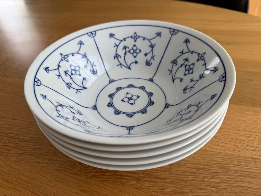 3 Blau Saks Kahla serveerschalen, Ophalen of Verzenden, Overige stijlen, Porselein, Schaal of Schalen