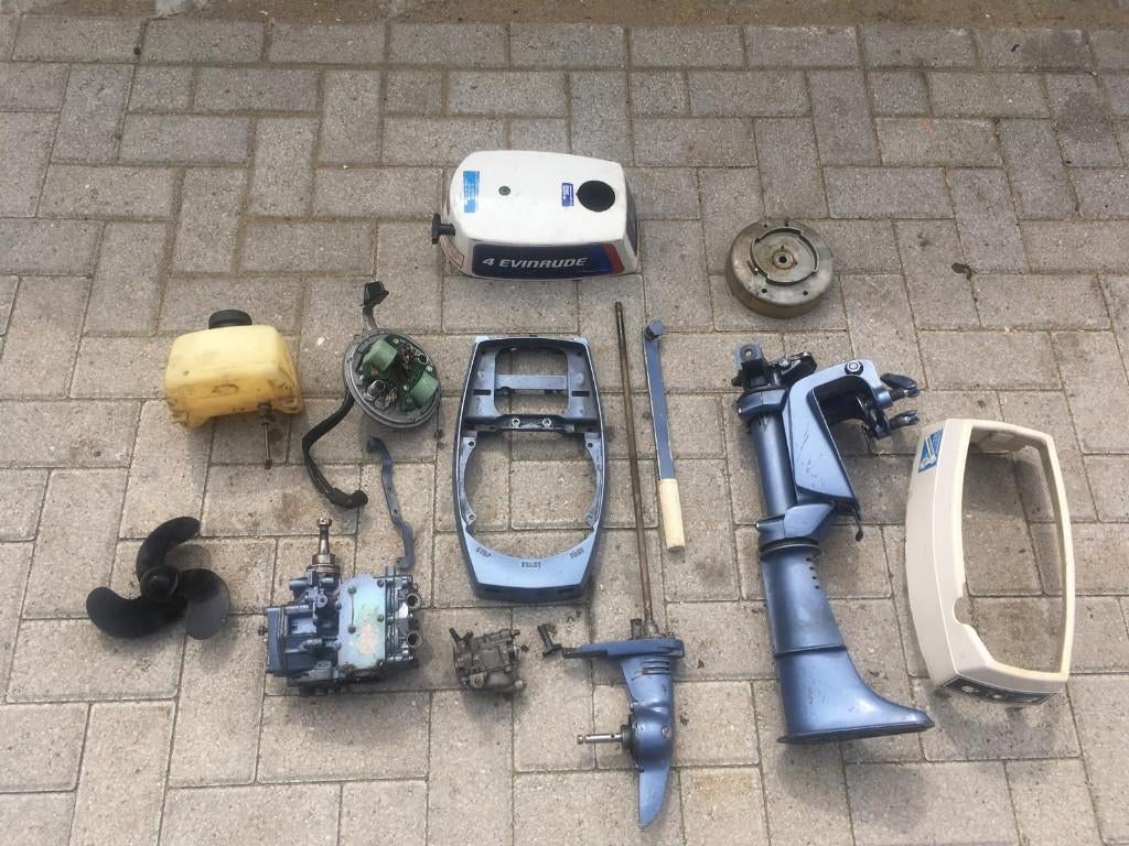 Evinrude johnson 4 pk 2 takt buitenboordmotor onderdelen, Watersport en Boten, Accessoires en Onderhoud, Gebruikt, Motor en Techniek