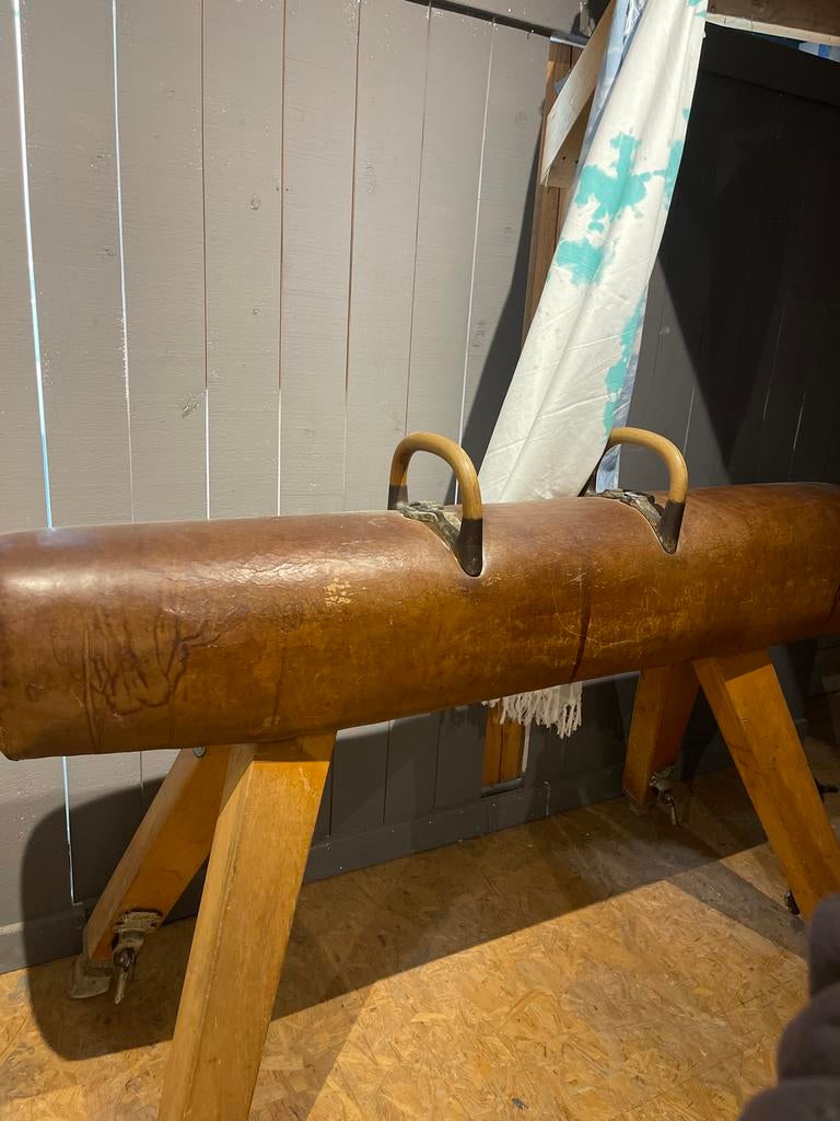 Oude Turnbok - Vintage Gymnastiek Toestel, Ophalen, Gebruikt, Overige typen