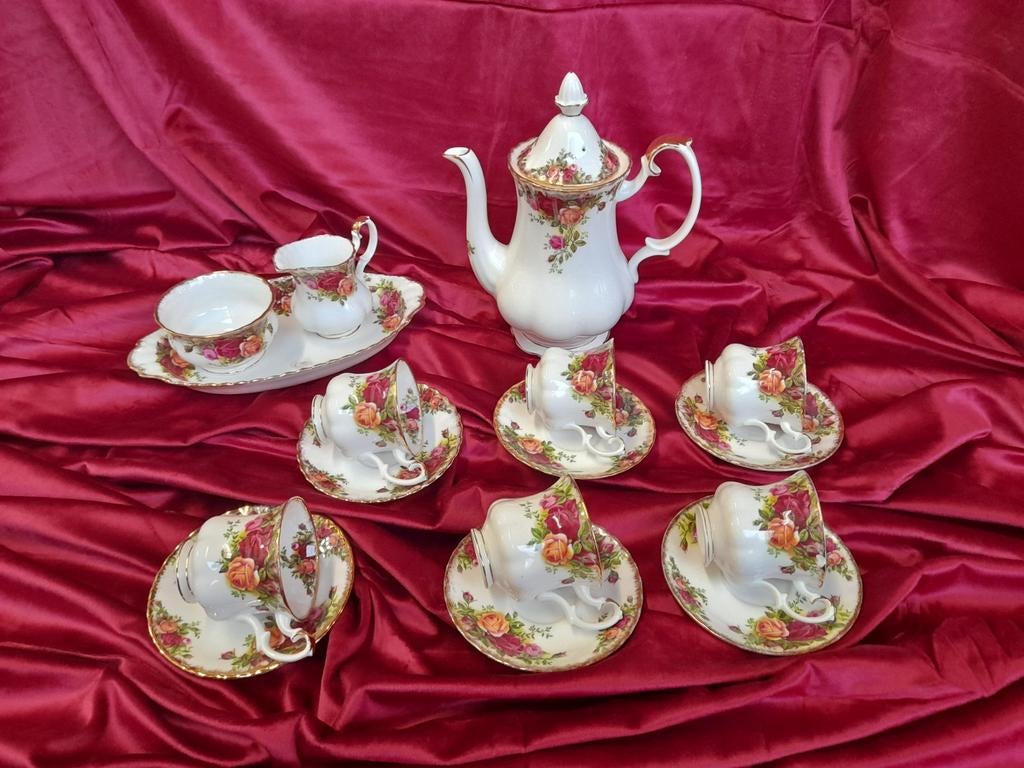 Heel veel servies van royal albert old country rose, Ophalen of Verzenden