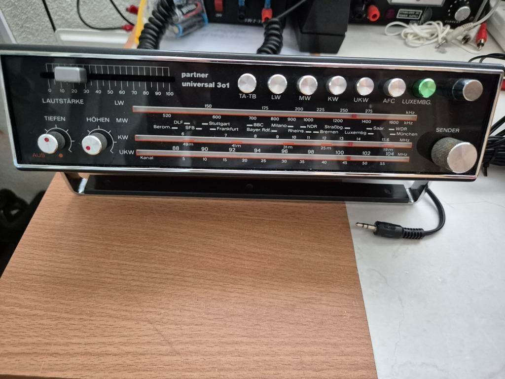 Telefunken FTZ Partner Universal 301 Radio, Audio, Tv en Foto, Radio's, Ophalen of Verzenden, Gebruikt, Radio