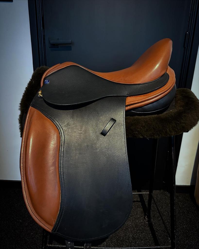 Equestor Specialized Saddlery zadels, Ophalen of Verzenden, Gebruikt, Overige soorten