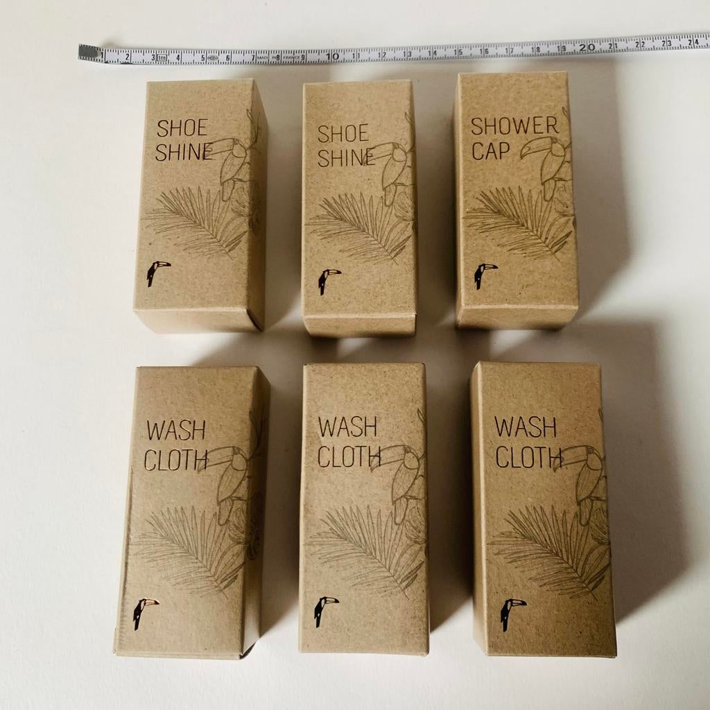 Van der Valk Hotel Amenities Shoeshine Wash Cloth Showercap, Ophalen of Verzenden, Nieuw, Overige typen