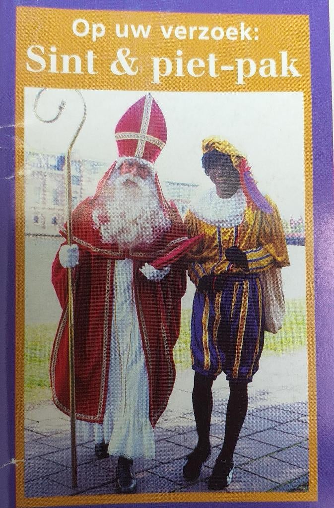 Knipmode met patroon Sinterklaas pak en Zwarte Pieten pak, Hobby en Vrije tijd, Kledingpatronen, Verzenden, Zo goed als nieuw