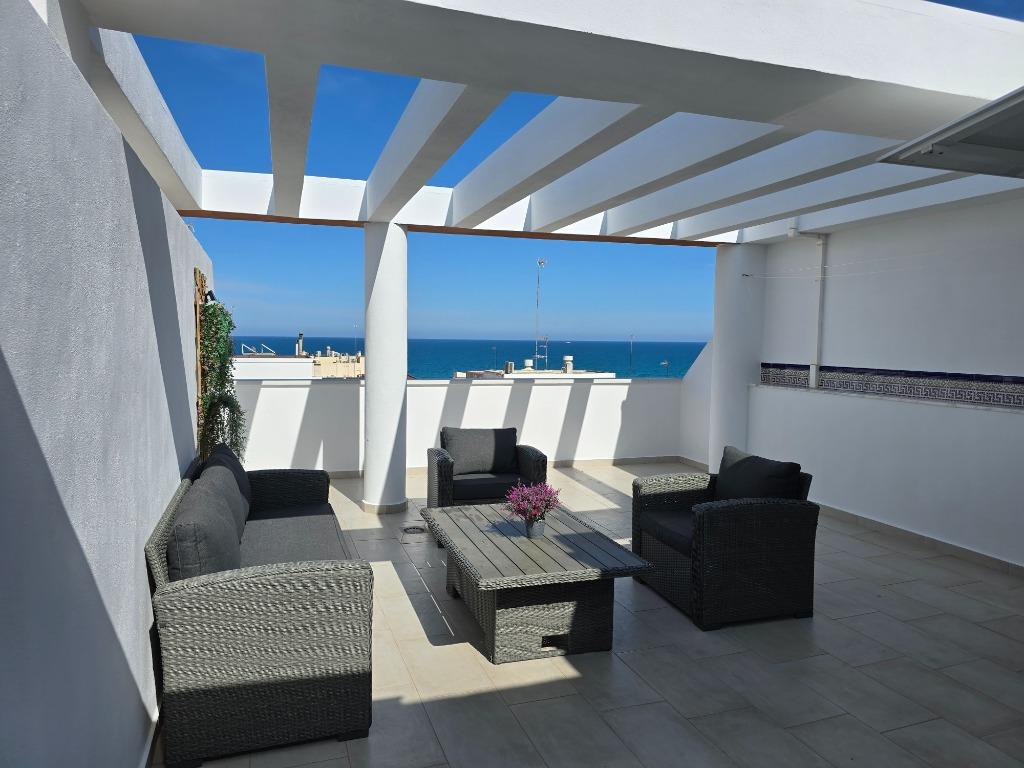 Te huur penthouse in Guardamar del Segura, met parkeer plek., Wasmachine, Costa Blanca, Appartement, Stad