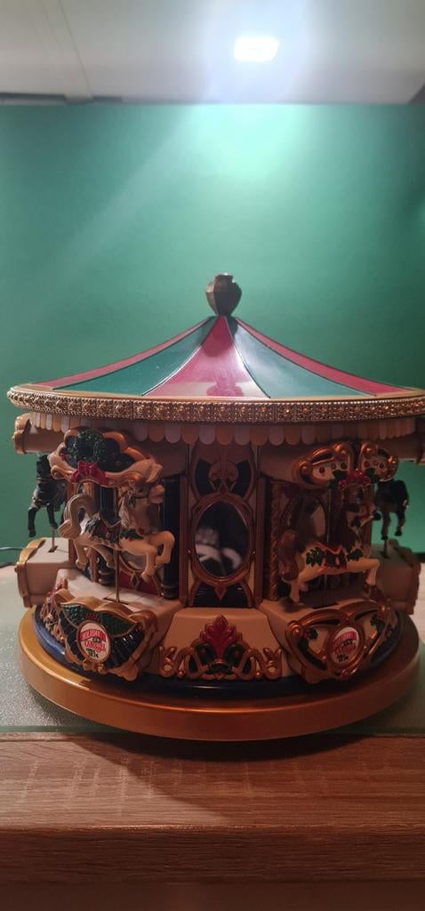 Mr christmas   holliday merry go around carousel., Diversen, Kerst, Ophalen of Verzenden