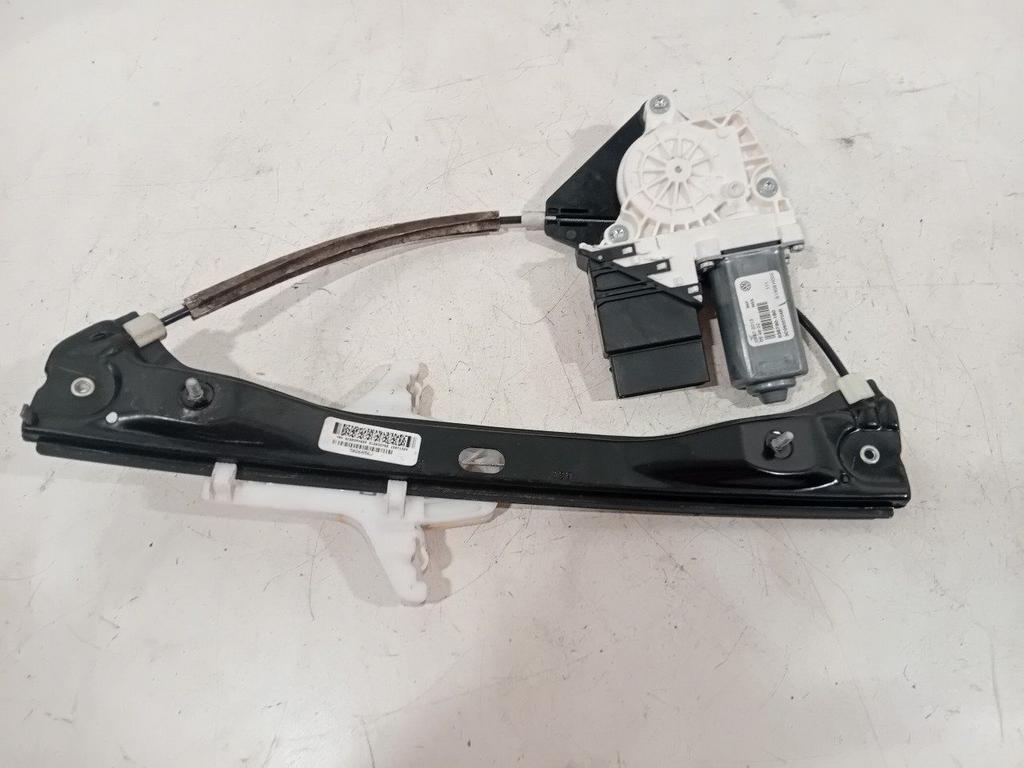 Raammechaniek elektrisch rechts achter Volkswagen Jetta, Auto-onderdelen, Onderdelen@venauto.nl, Van der Ven Autorecycling B.V.